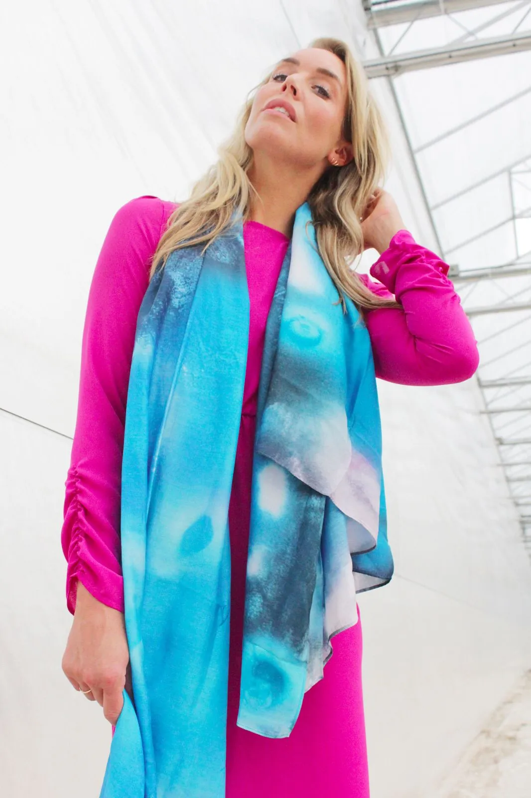 Shawl “Blue Tilt”